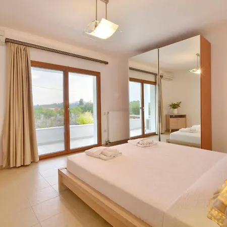 Sunlight Eros Villa *